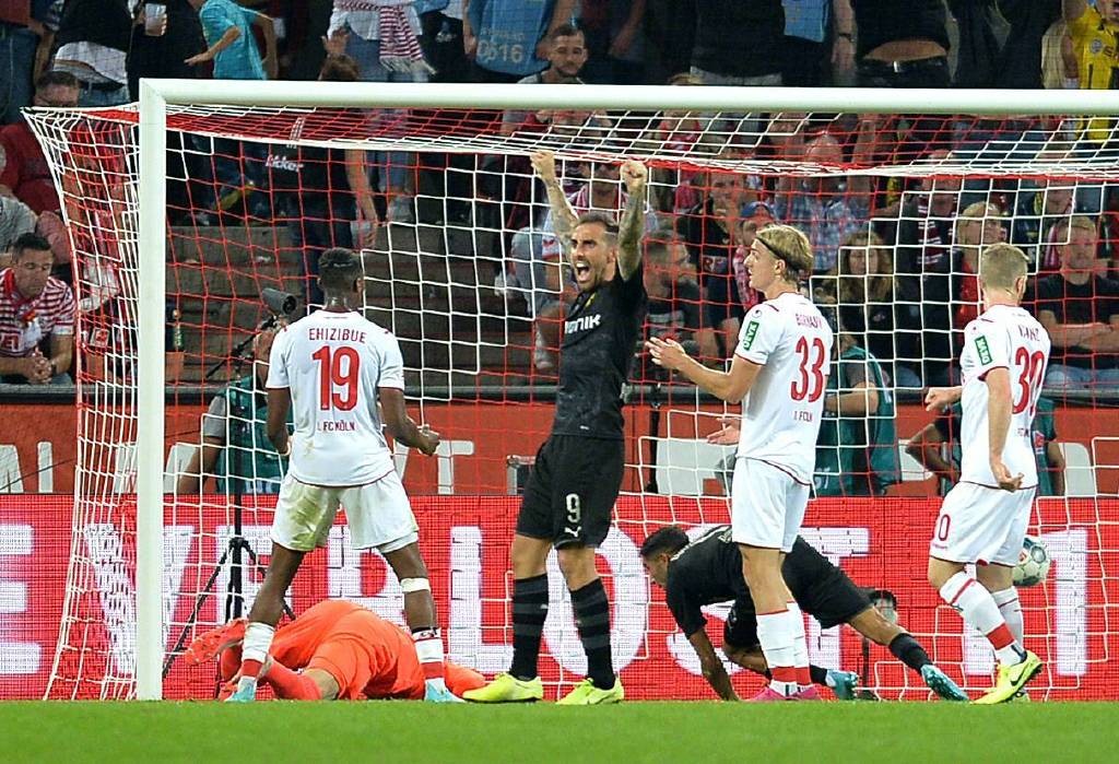  多特蒙德客场逆转勒沃库森延续争冠悬念