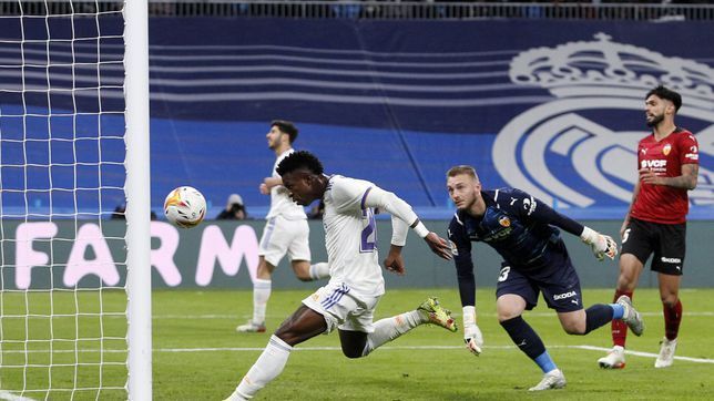  南安普敦青春风暴，青年军客场爆冷击败热刺  