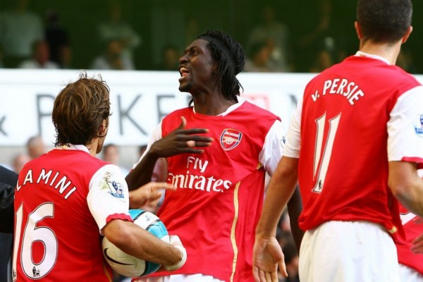  罗马德比激情上演拉齐奥补时绝杀同城死敌  