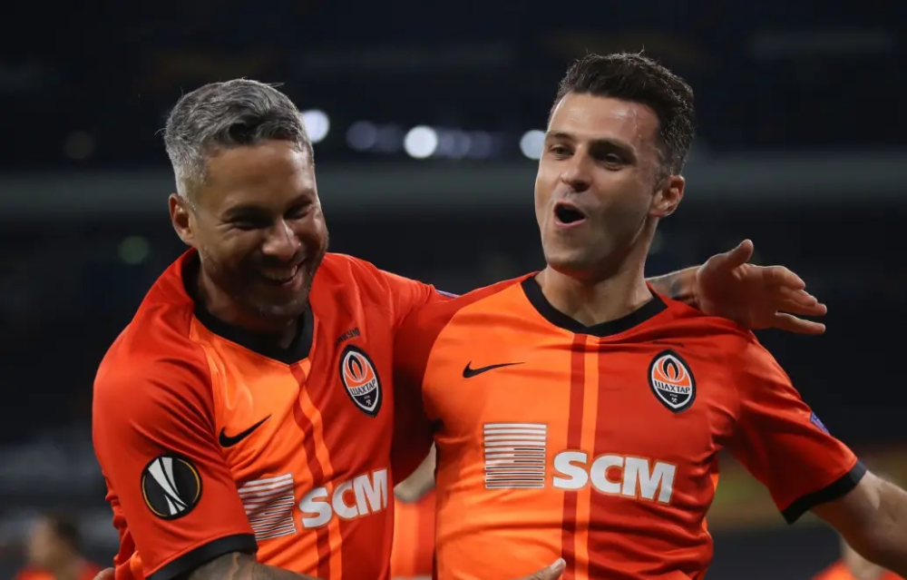  摩纳哥客场逆转马赛延续法甲争冠悬念局面  